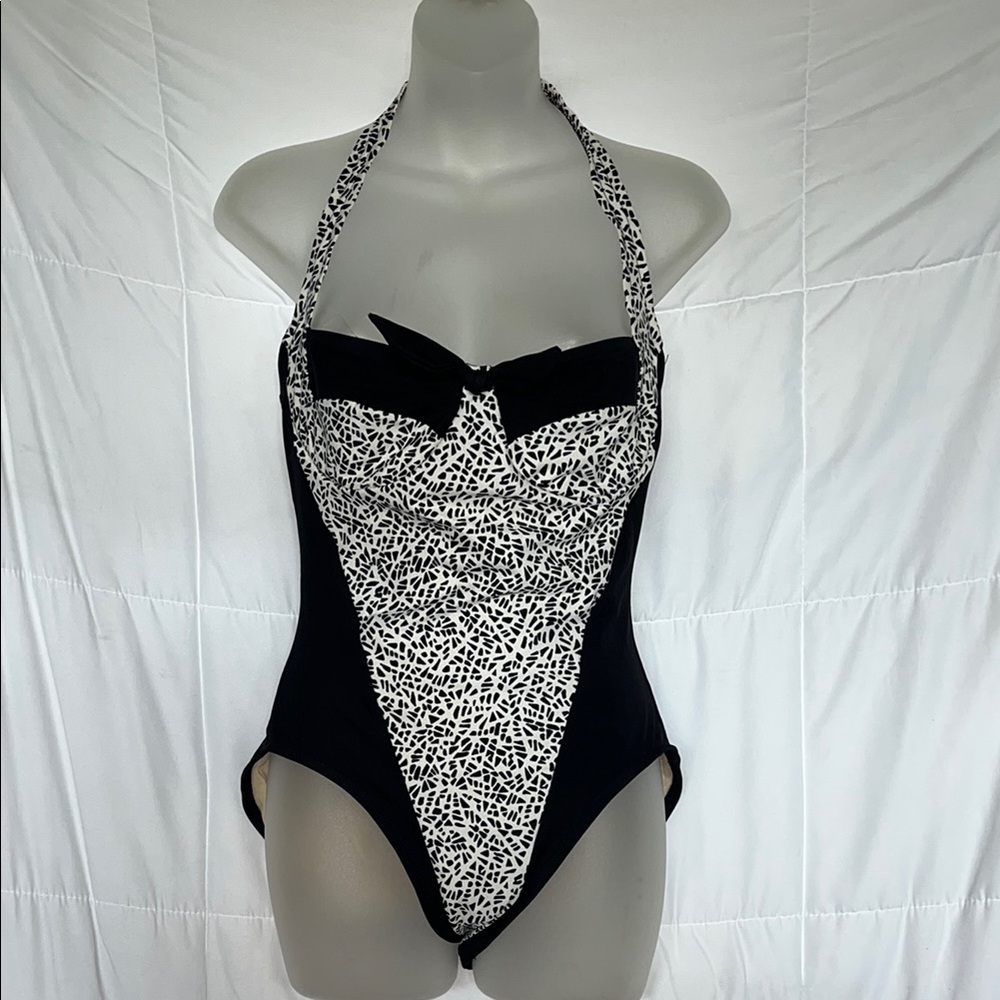 Vintage Bombshell Vibes | SlimSuit One Piece Black & White Swimsuit | Size 12